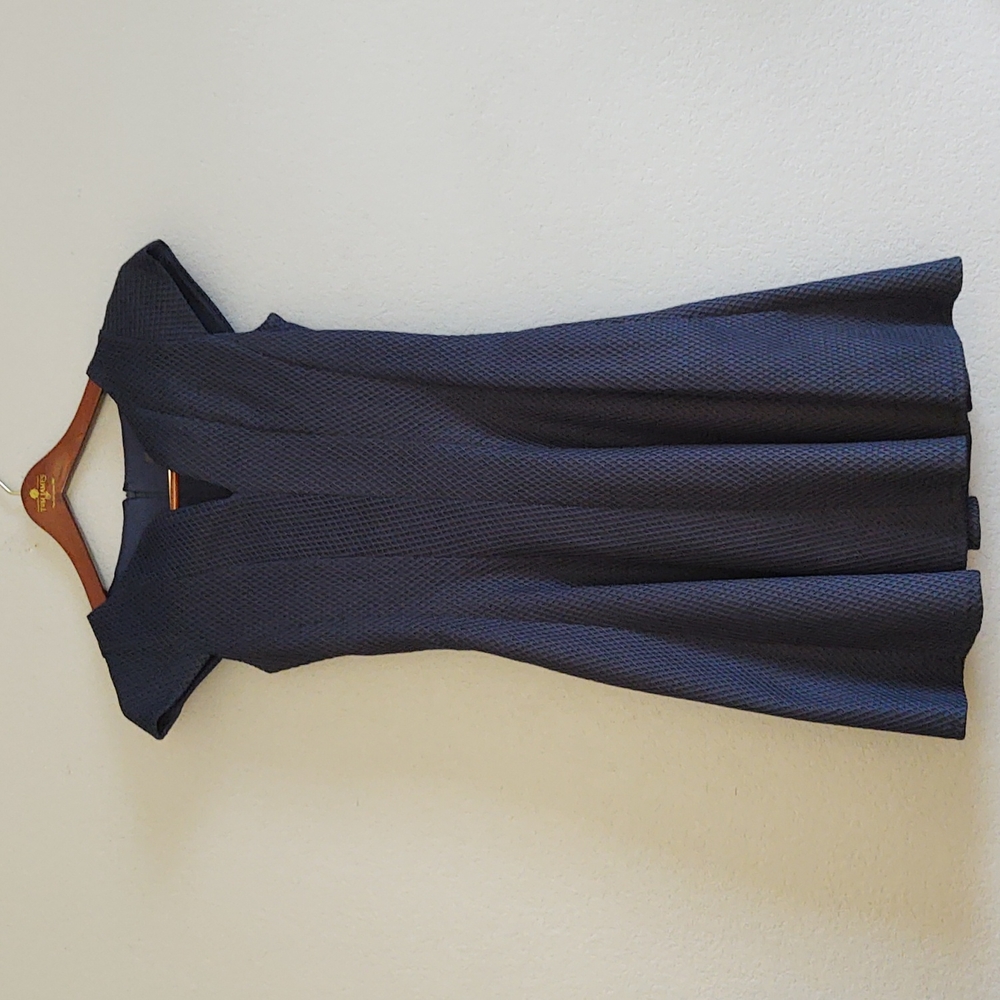 Julia Jordan A-line Dress with Pockets Navy Size 4 with Lining & Cap Sleeves 👗